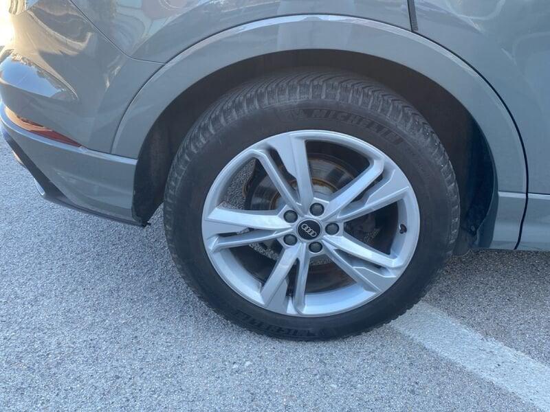 Audi Q3 2.0 35 TDI S Tronic S Line Edition