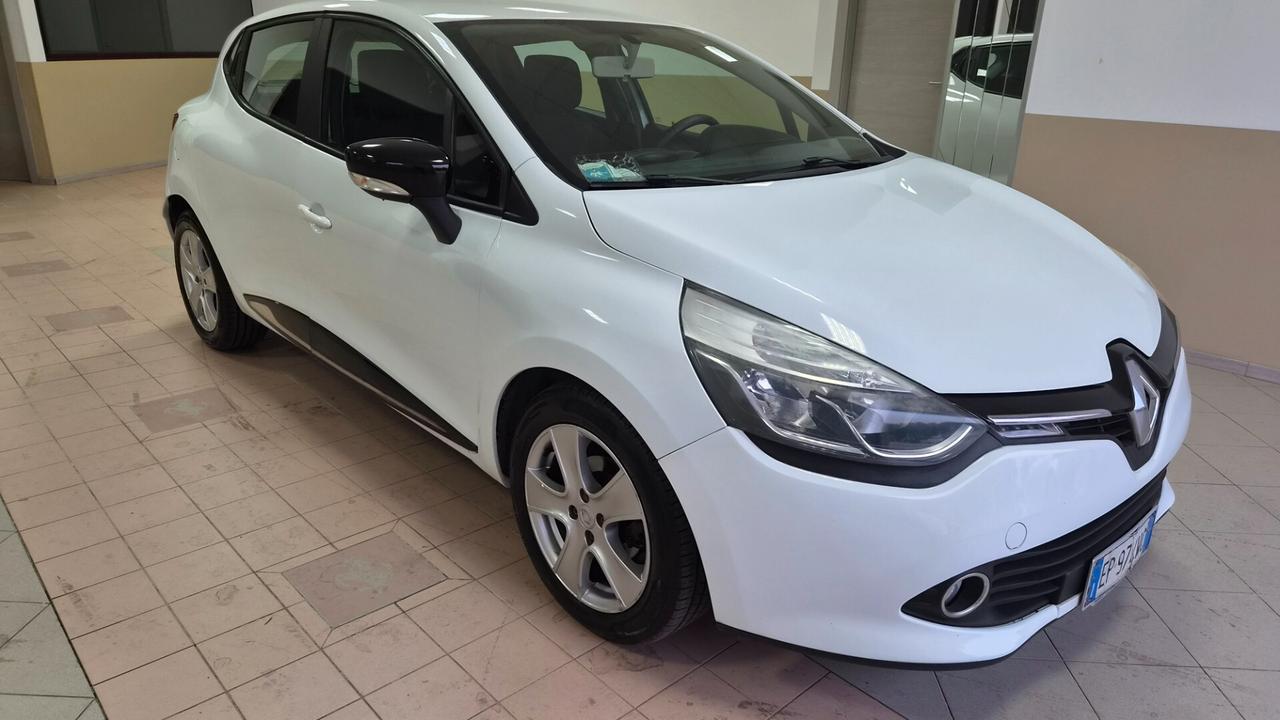 Renault Clio 1.2 75CV 5 porte Live