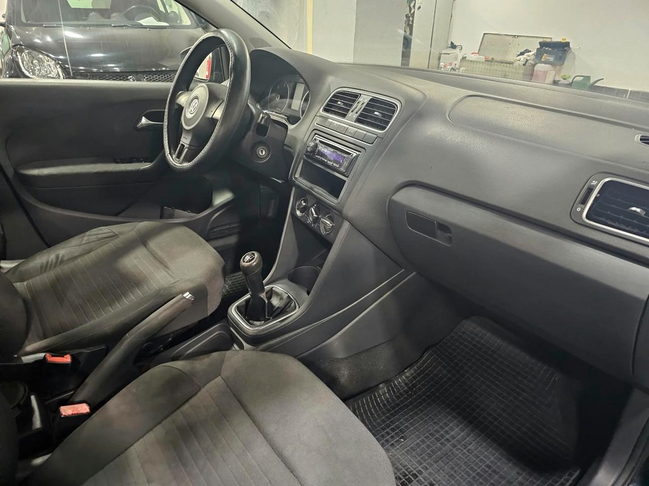NUOVA VOLKSWAGEN POLO 1.2 TDI 75CV CONFORT LINE 5 PORTE