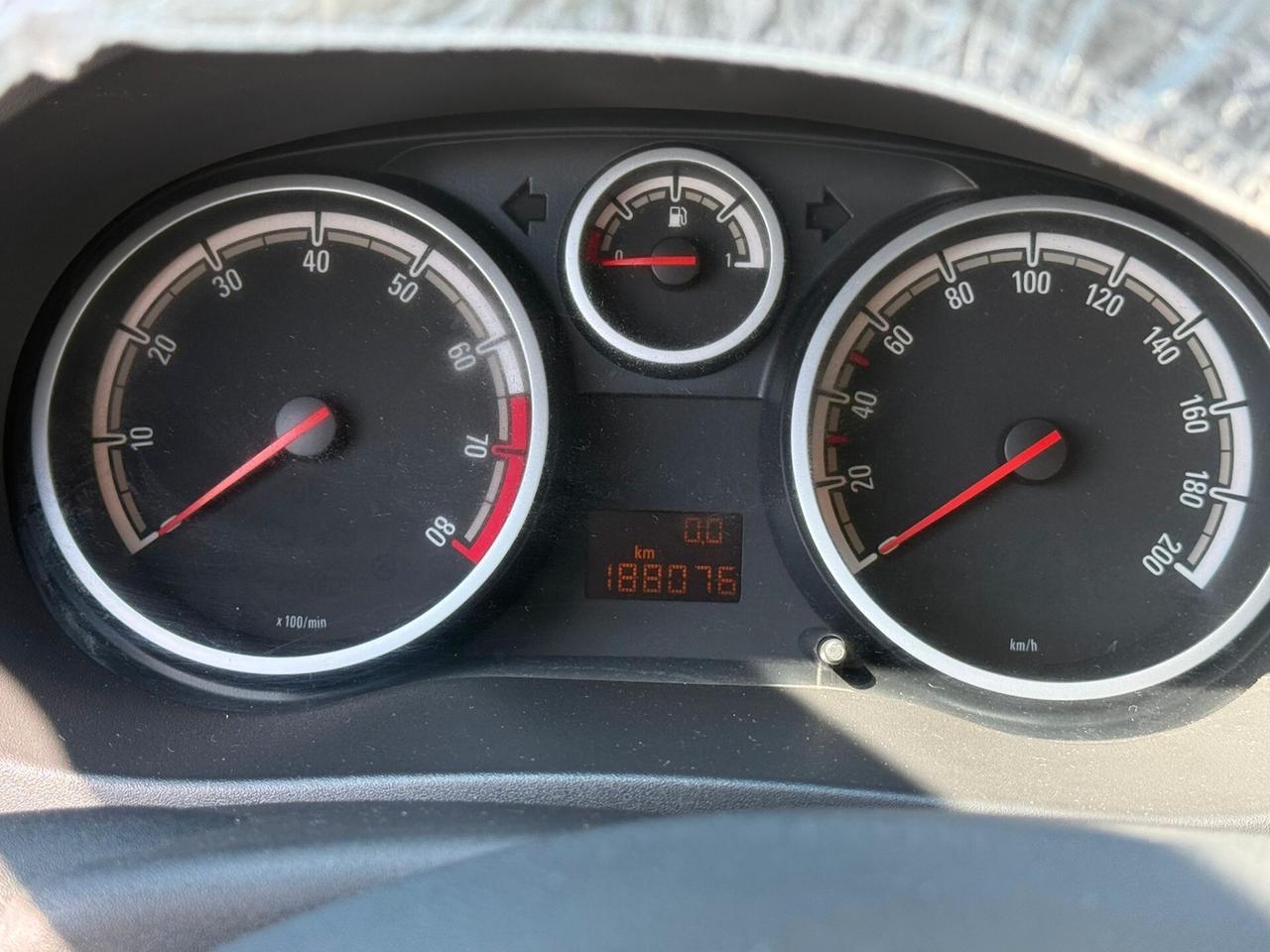 Opel Corsa 1.2 5 porte Cosmo