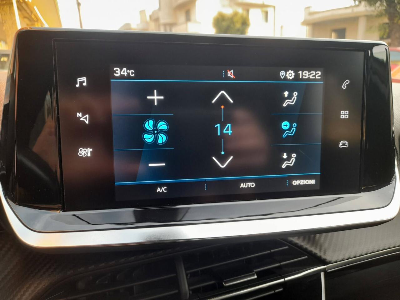 PEUGEOT 2008 1.5 BLUEHDI ALLURE