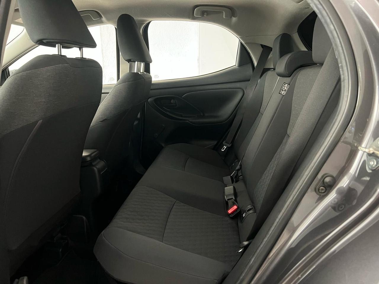 Toyota Yaris 1.5 Hybrid 5 porte Business