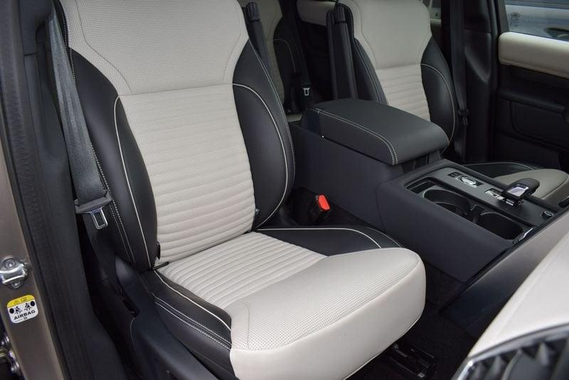 Land Rover Discovery 3.0D I6 300 CV AWD Auto R-Dynamic HSE