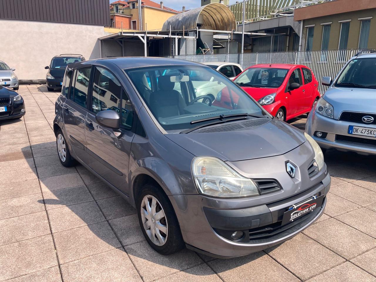 Renault Modus Grand 1.2 16V Dynamique