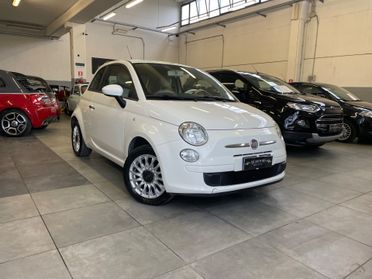 Fiat 500 1.2 Benz. 69Cv NEOPATENTATI CERCHI IN LEGA INTERNI ROSSI