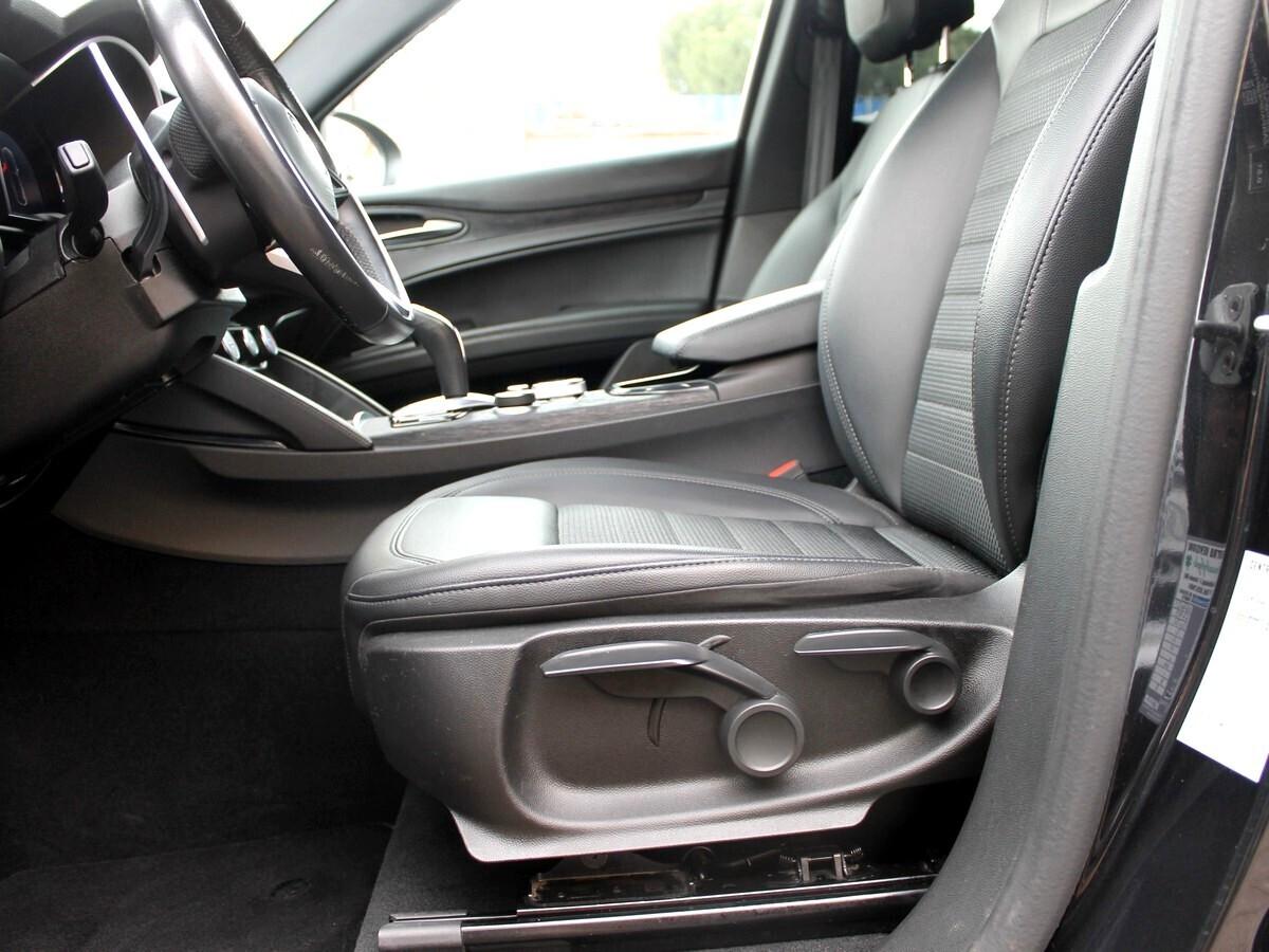 Alfa Romeo Stelvio 2.2 Turbodiesel 160 CV AT8 RWD Sprint PaddleF1 Virtual UNIPRO IVA DEDUCIB.