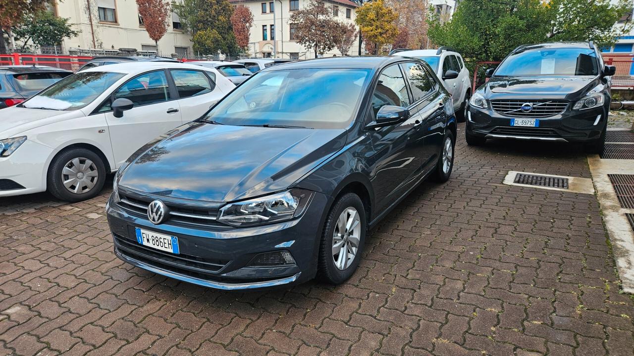Volkswagen Polo 5p 1.0 evo Comfortline 65cv CLIMA AUT-CARPLAY