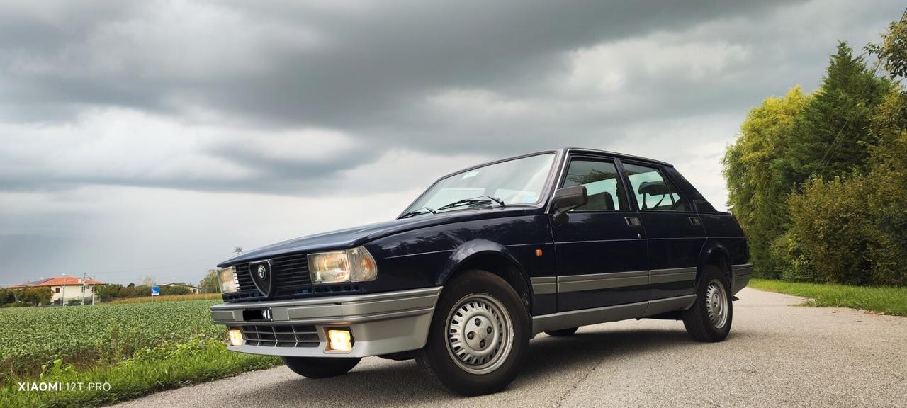 Alfa Romeo Giulietta 1600 blu olandese