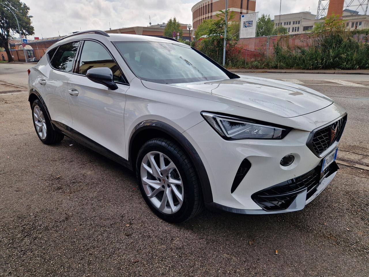 Cupra Formentor 1.4 e-Hybrid DSG 204CV
