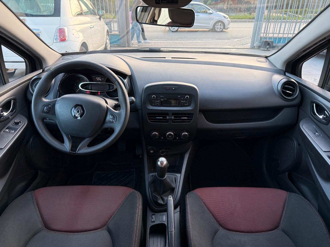 CLIO 1.5 DIESEL 2015 75CV-OK NEOPAT.-UNICO PROPRIETARIO