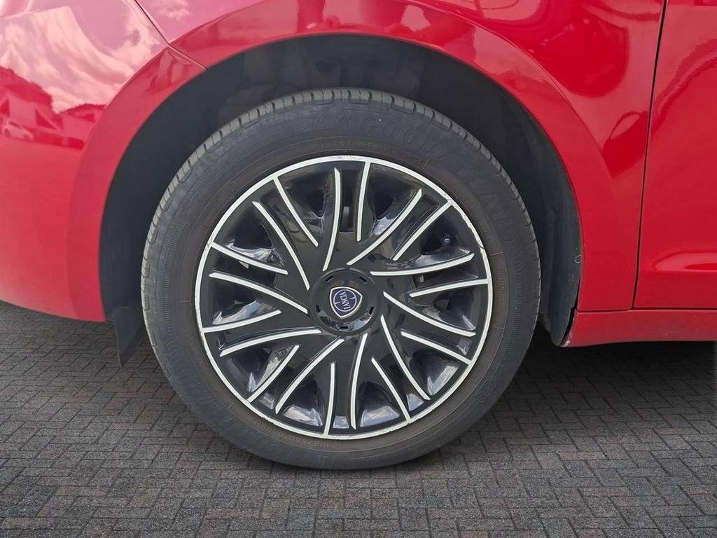 Lancia Ypsilon 5 Porte 1.0 FireFly Hybrid Gold