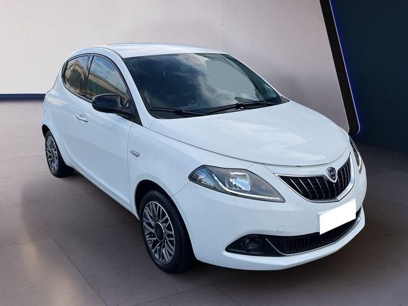 Lancia Ypsilon III 2021 1.0 firefly hybrid Gold s&s 70cv