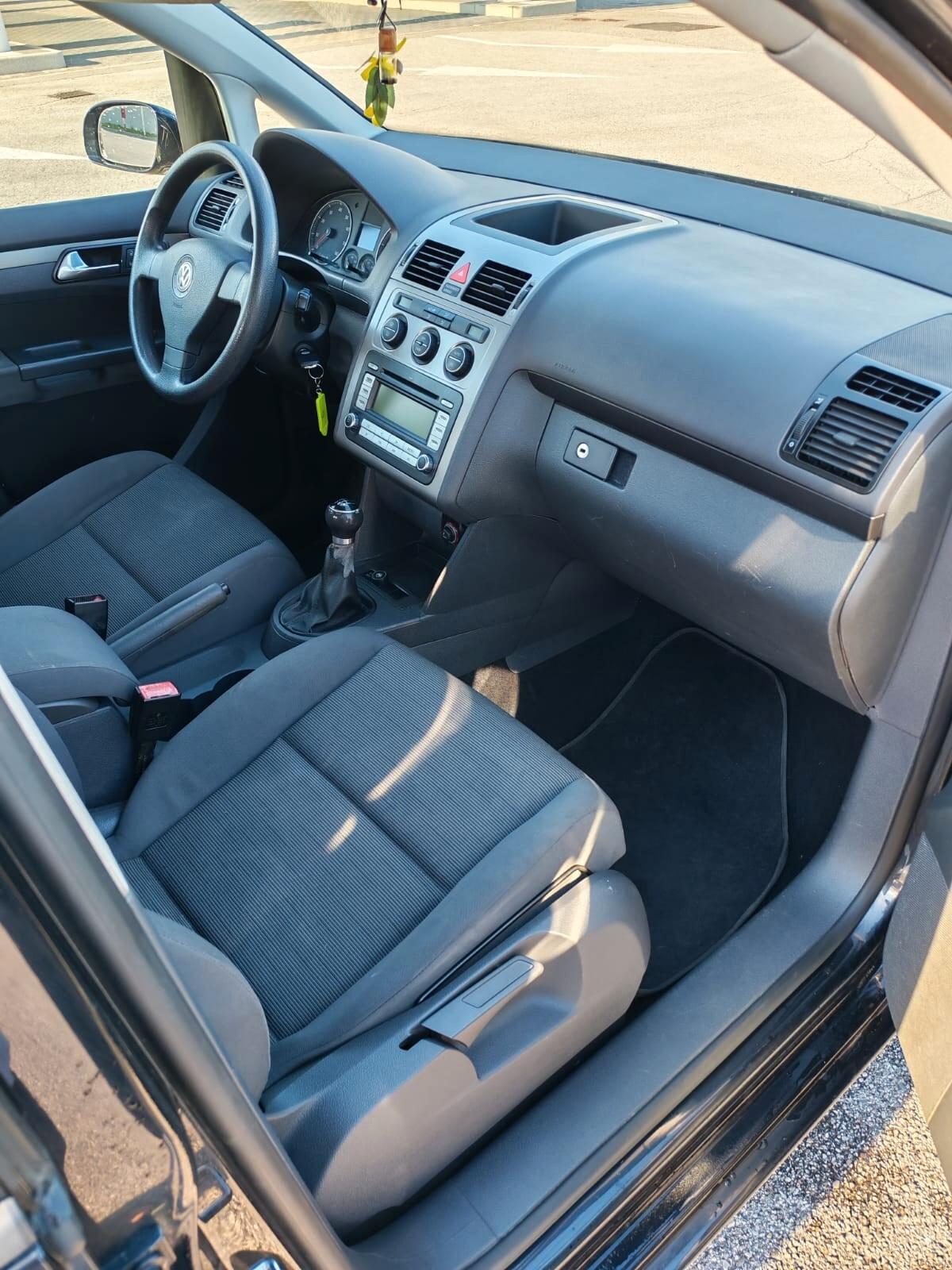 Volkswagen Touran 1.6 Trendline