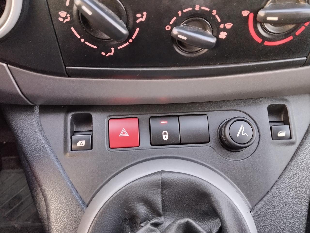 Peugeot Partner Tepee BlueHDi 100 Active N1