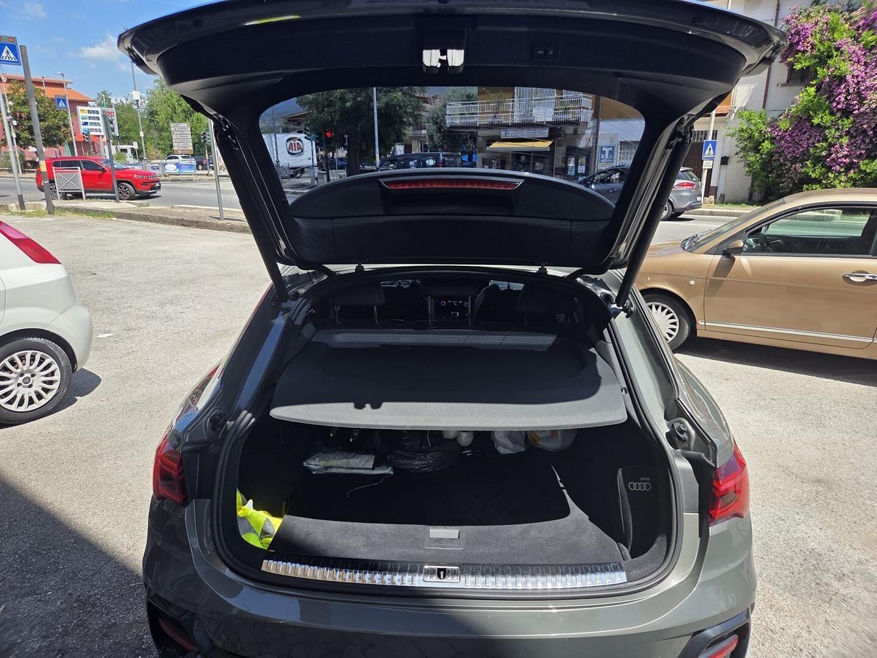 AUDI Q3 SPORTBACK S-LINE 35TDI 150CV AUTOM-2019