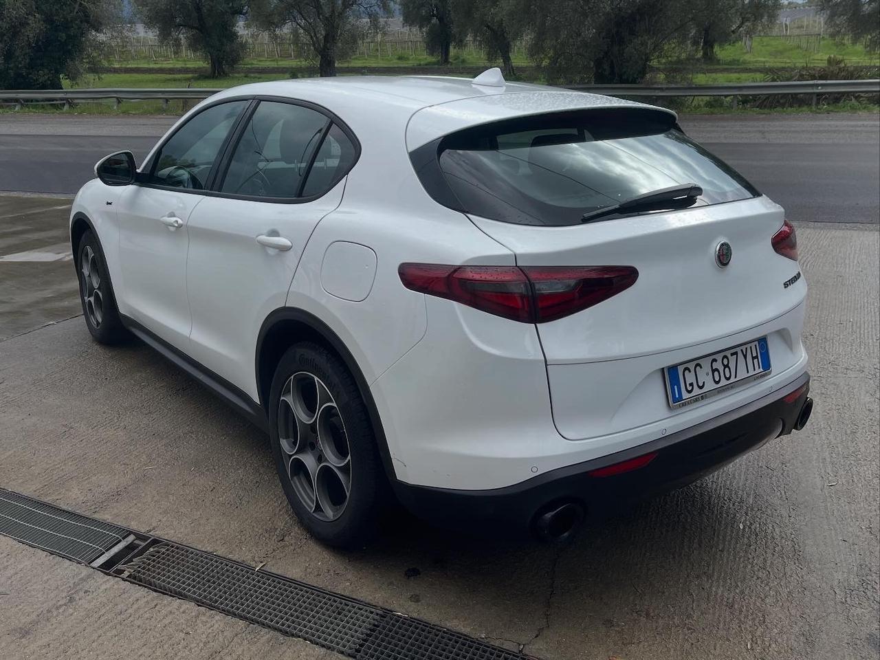 Alfa Romeo Stelvio 2.2 Turbodiesel 190 CV AT8 RWD Sprint