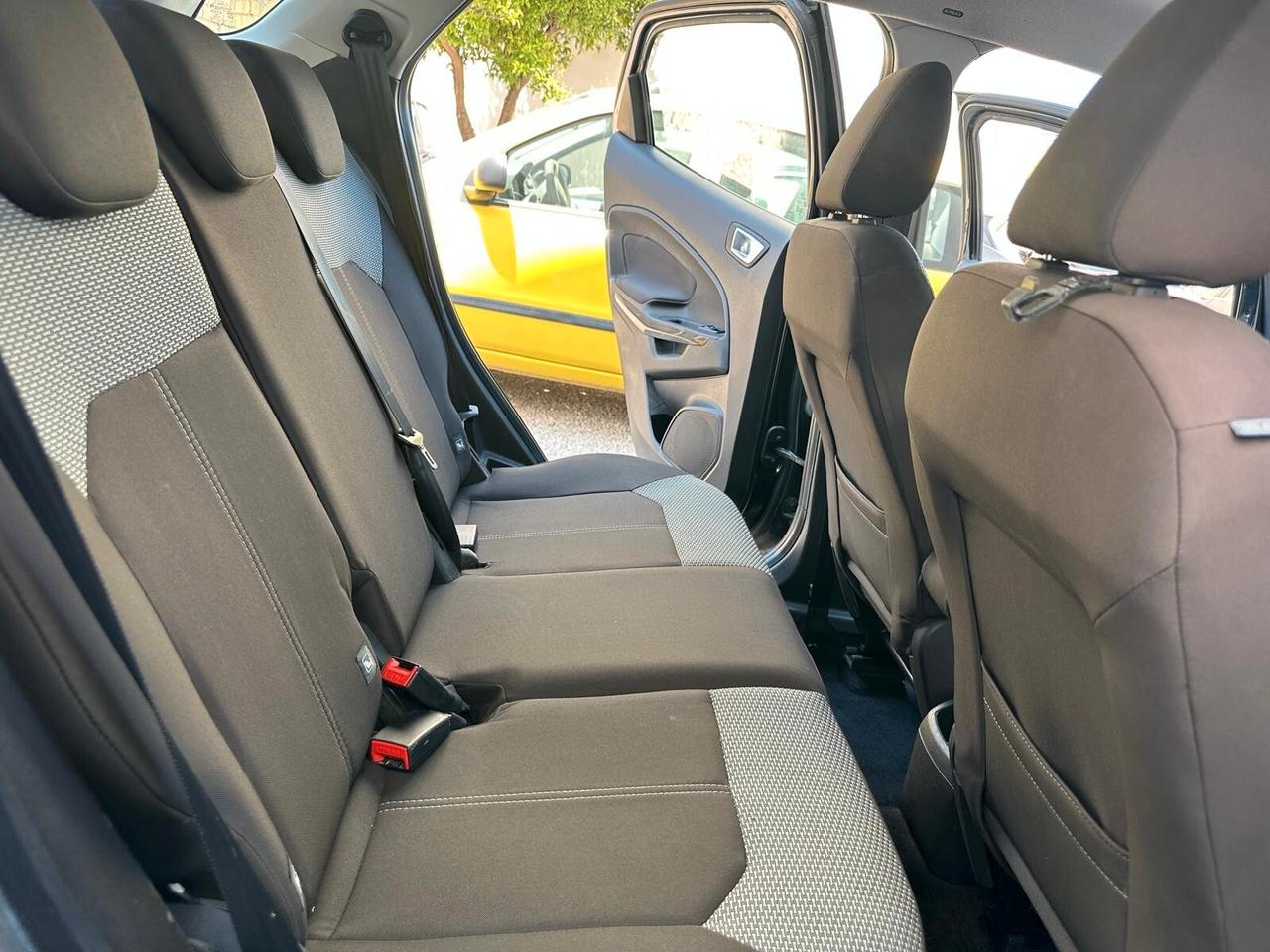 Ford EcoSport 1.5 TDCi 95 CV Titanium-12/2015