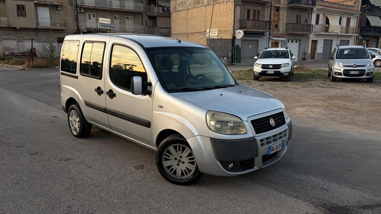 Fiat Doblo 1.9 mtj 2009 5 Posti