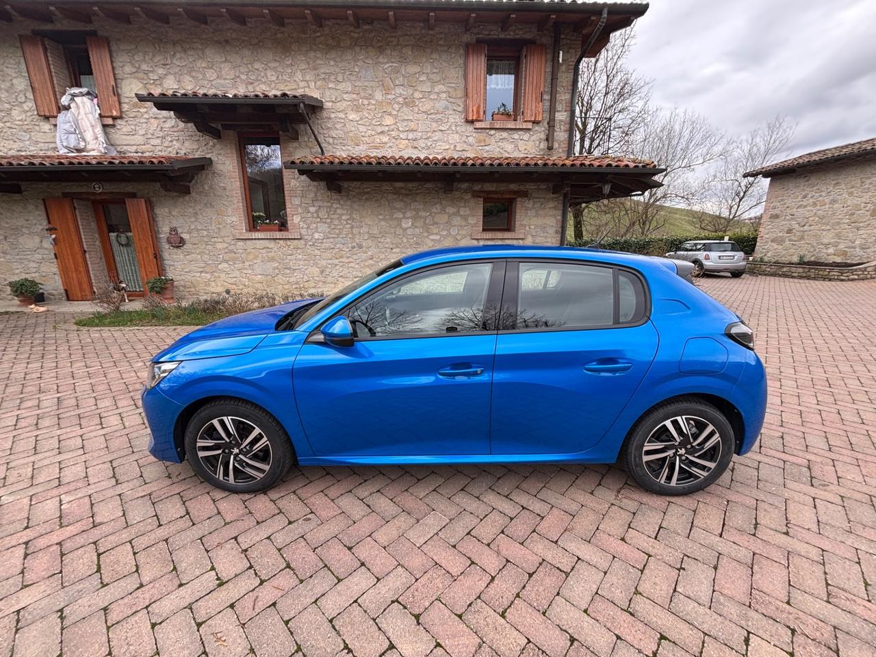 Peugeot 208 PureTech 100 Stop&Start 5 porte Allure