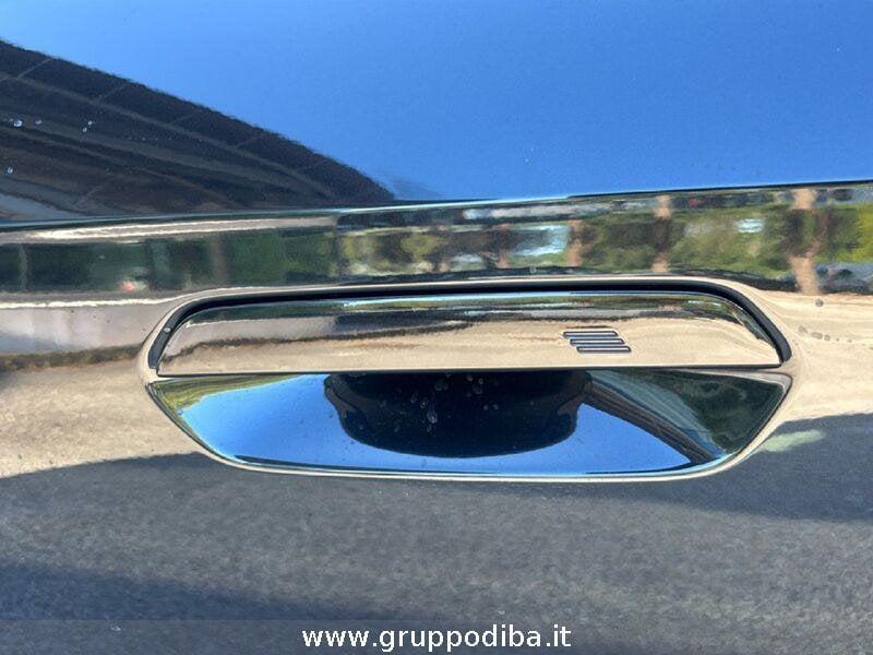 BMW X1 U11 sdrive18d X-Line auto