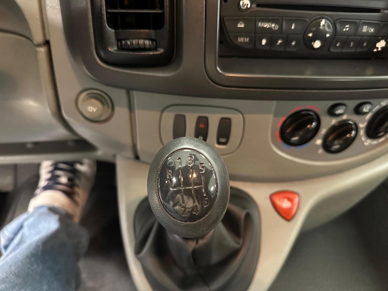 Opel Vivaro 29 2.0 CDTI PC-TN Furgone Vetrato Fap 9 POSTI