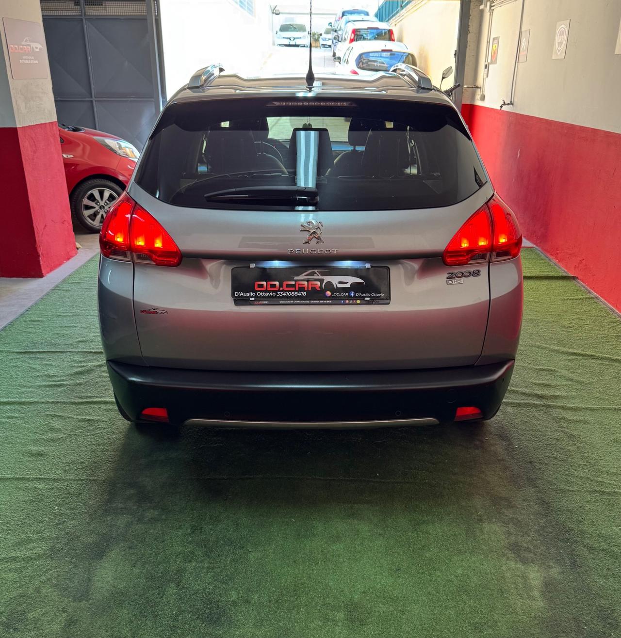 Peugeot 2008 1.6 e-HDi 92 CV Allestimento Allure top di gamma