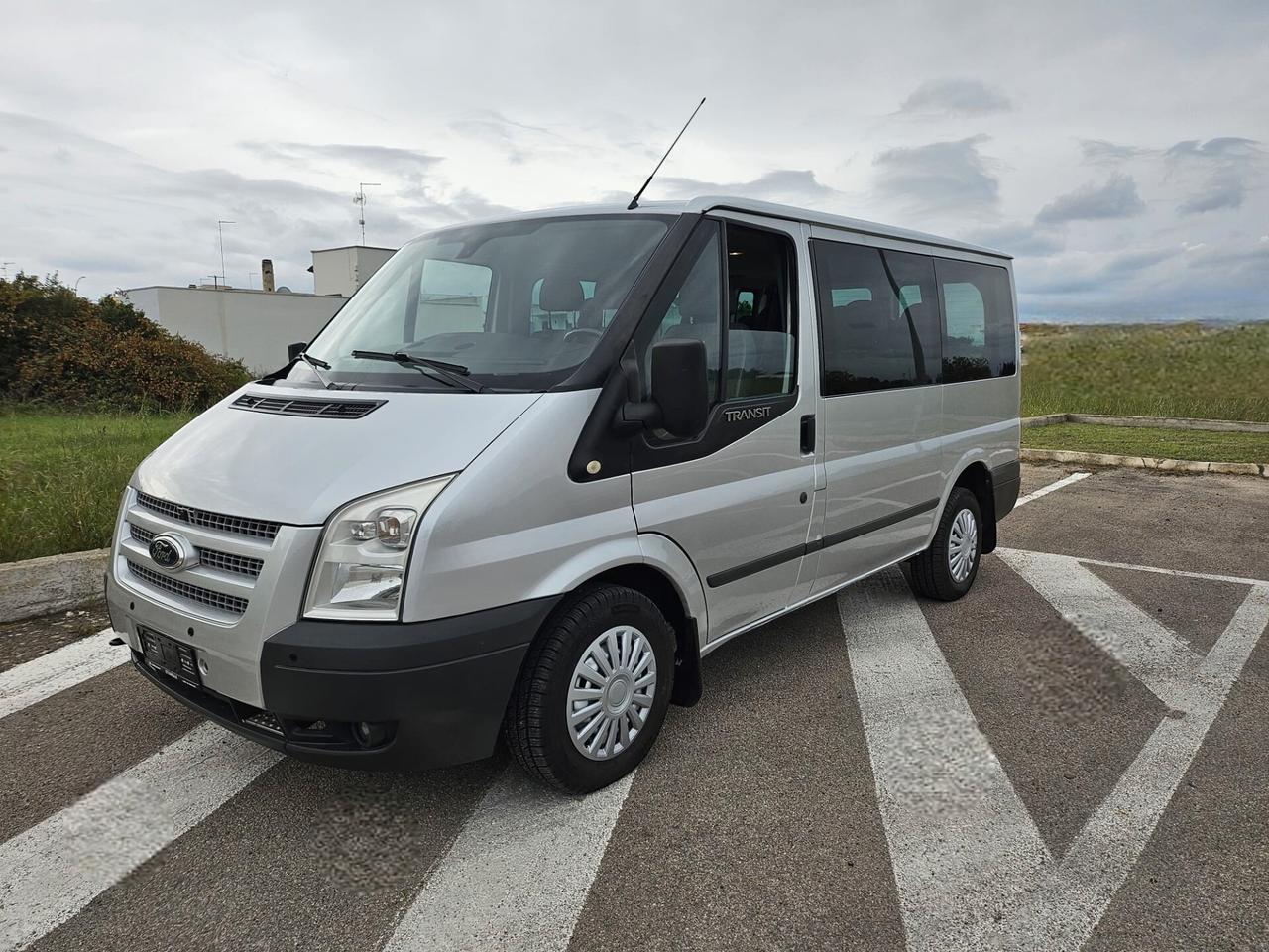 Ford Transit/Tourneo/Bus TRANSIT TURNEO 9 POSTI