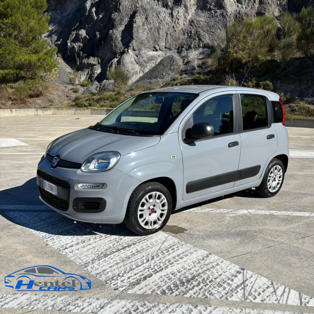 FIAT PANDA 1.2 BENZINA 2017 UNICOPROPRIETARIO