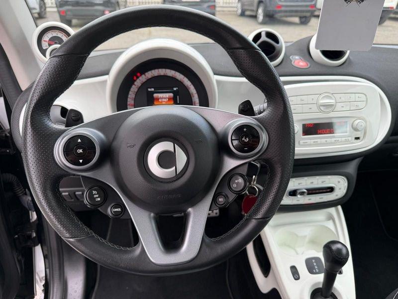 smart fortwo 90 TURBO passion twinamic, TETTO PANORAMA, LED