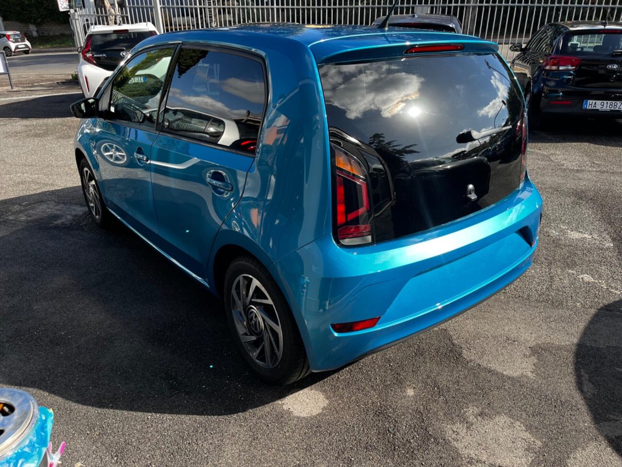 Volkswagen up! 1.0 75 CV 5p. move