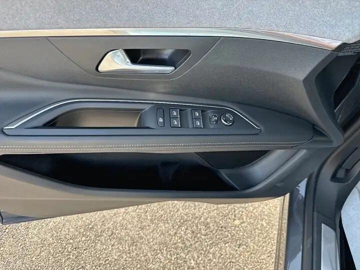 Peugeot 3008 Hybrid 225 e-EAT8 GT Pack