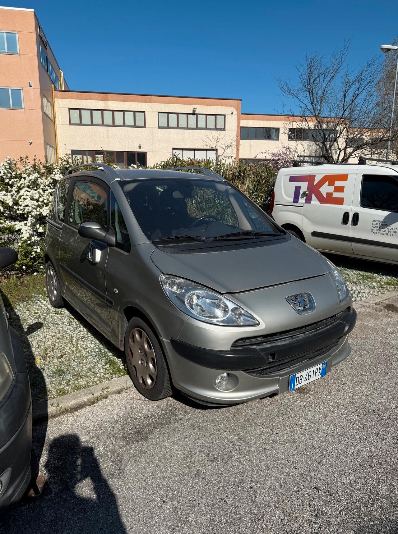 Peugeot 1007 1.6 Trendy 2Tronic