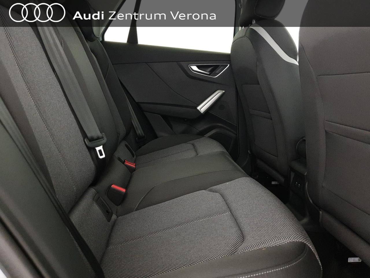 35TFSI 150CV S tronic Identity Black