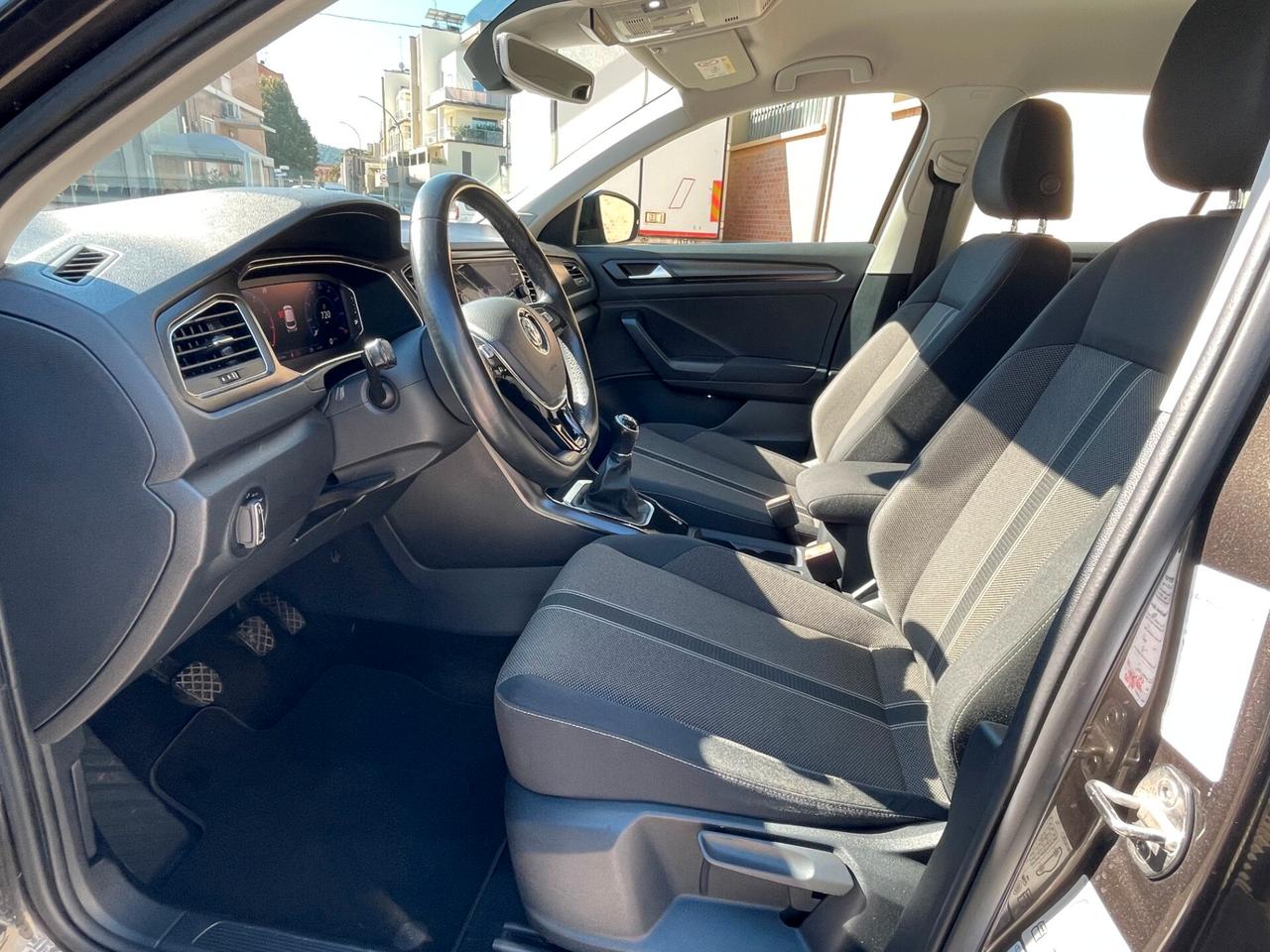 Volkswagen T-Roc 1.0 TSI 115 CV- TAGLIANDI UFFICIALI CASA MADRE