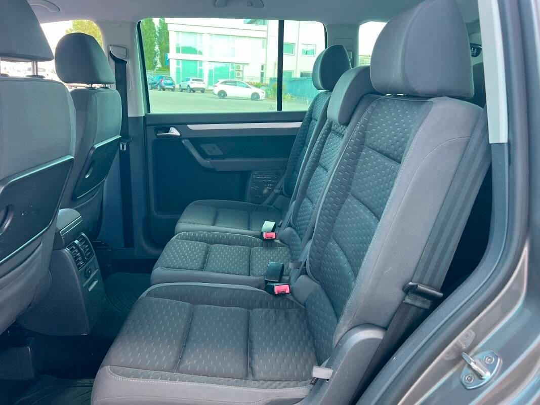 Volkswagen Touran 1.9 tdi Trendline - 7 POSTI -