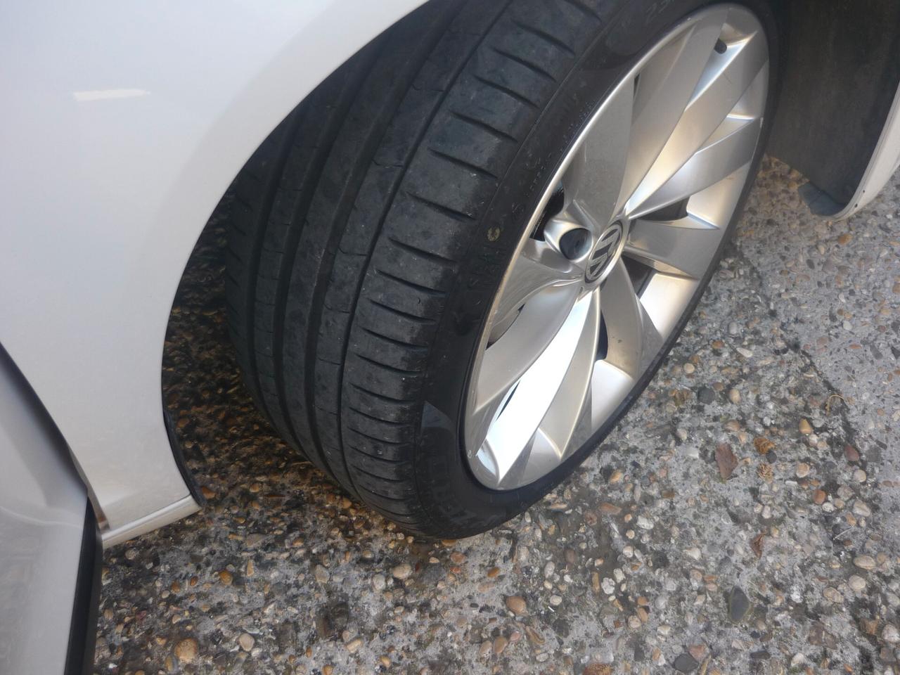 Volkswagen Scirocco 2.0 TDI 140CV DPF DSG