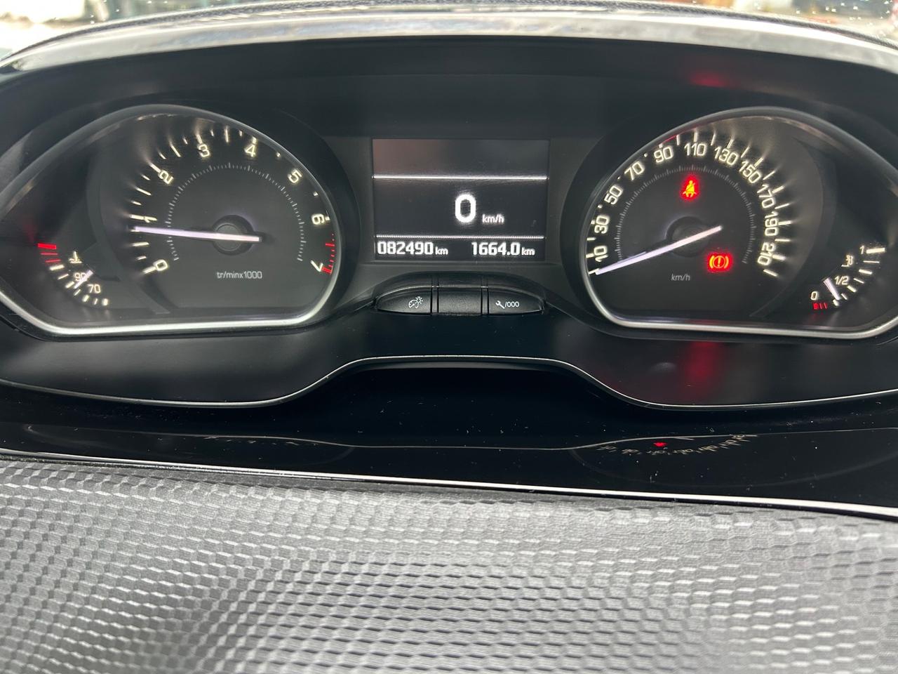 Peugeot 208 PureTech 82 5 porte Allure*Solo 82000 Km *