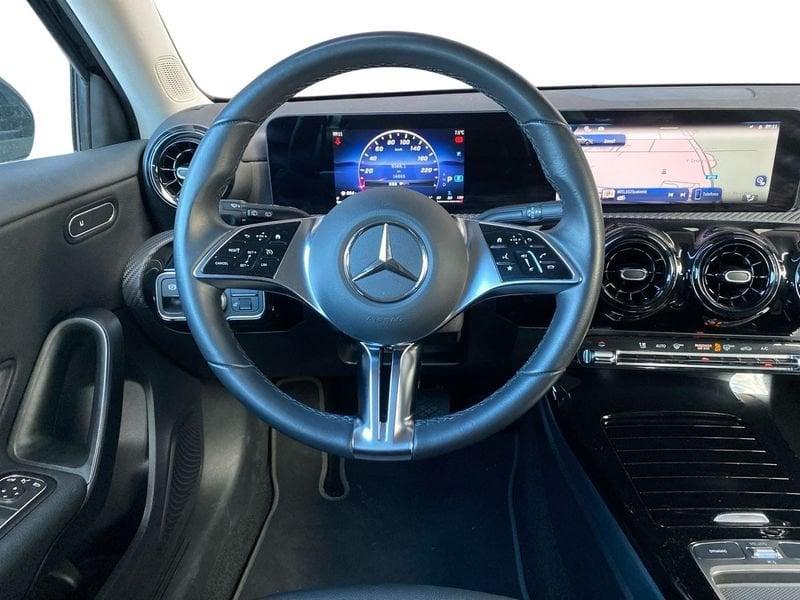 Mercedes-Benz Classe A A 180 d Automatic 4p. Advanced