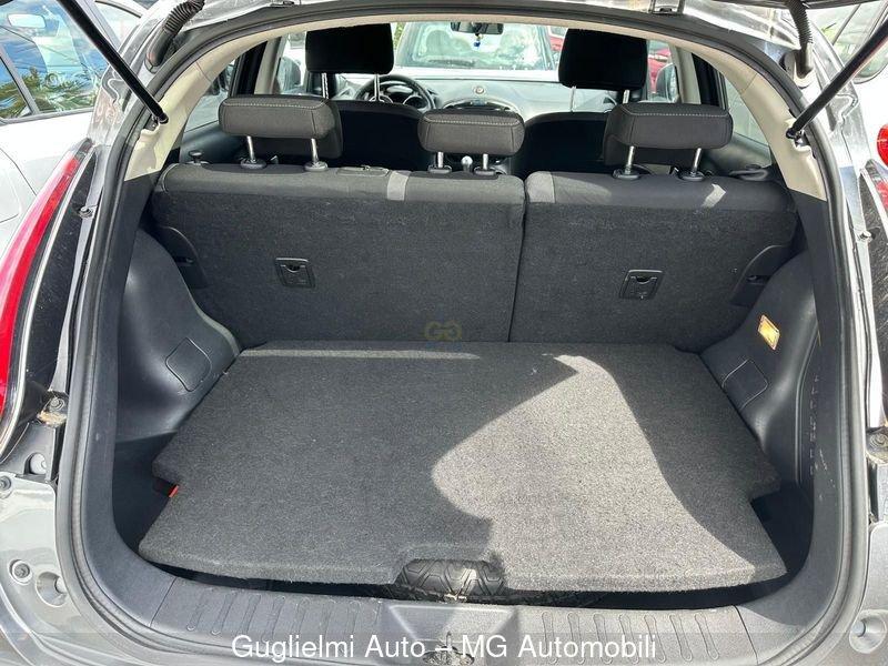Nissan Juke 1.6 GPL Acenta