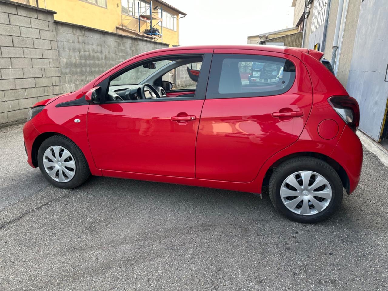 Peugeot 108 VTi 68 5 porte NEOPATENTATI