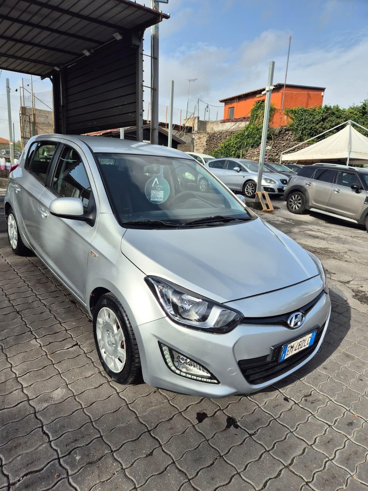 Hyundai i20 1.2 5p. BlueDrive GPL Sound Edition