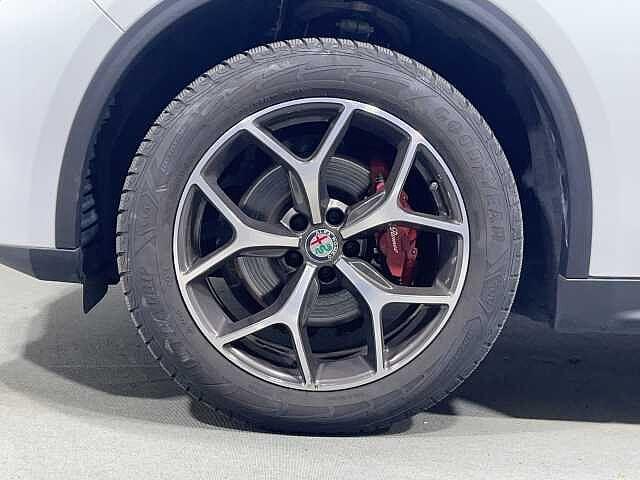 Alfa Romeo Stelvio 2.2 Turbodiesel 190 CV AT8 Q4 Executive