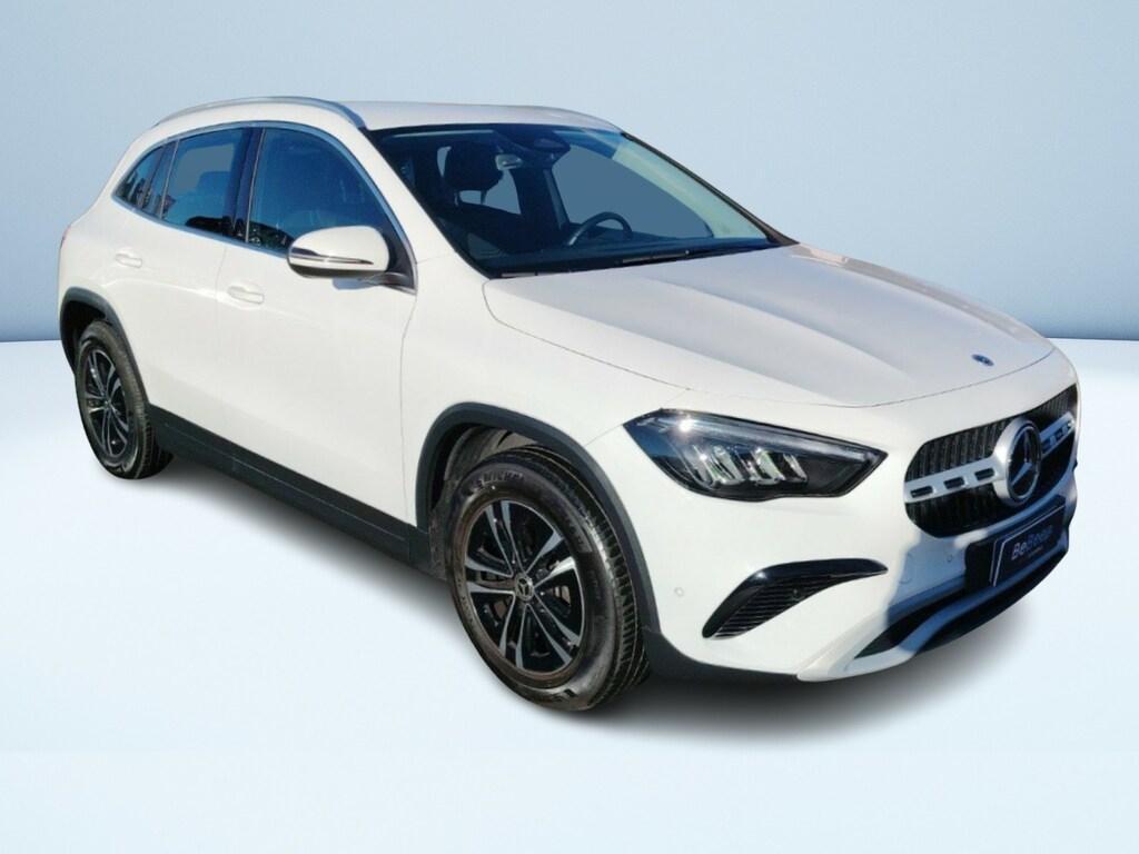 Mercedes GLA 180 180 D Advanced 8G-DCT