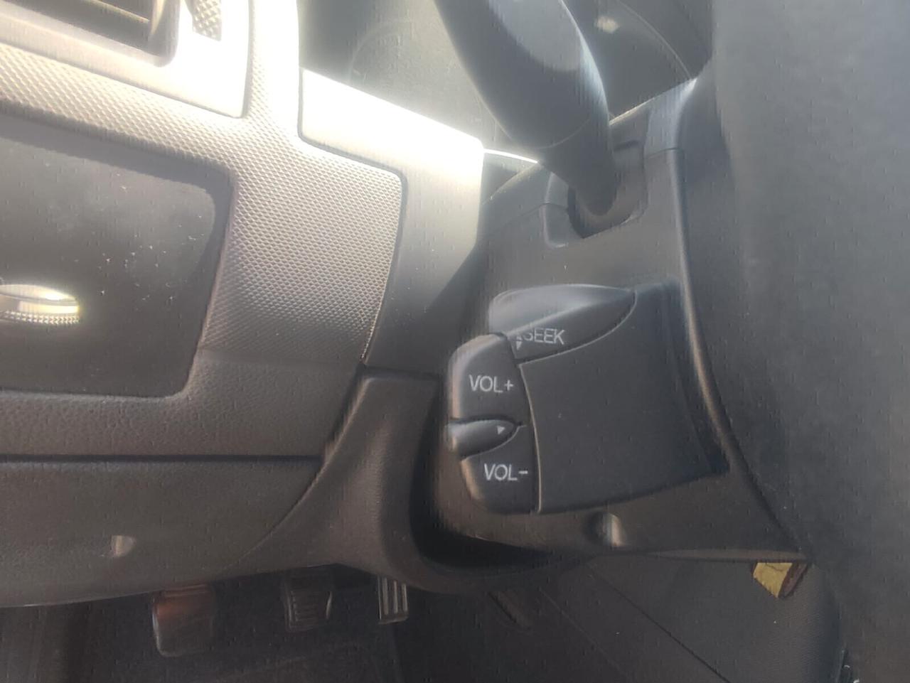 Ford Mondeo 2.0 TDDi cat 4p. Ghia