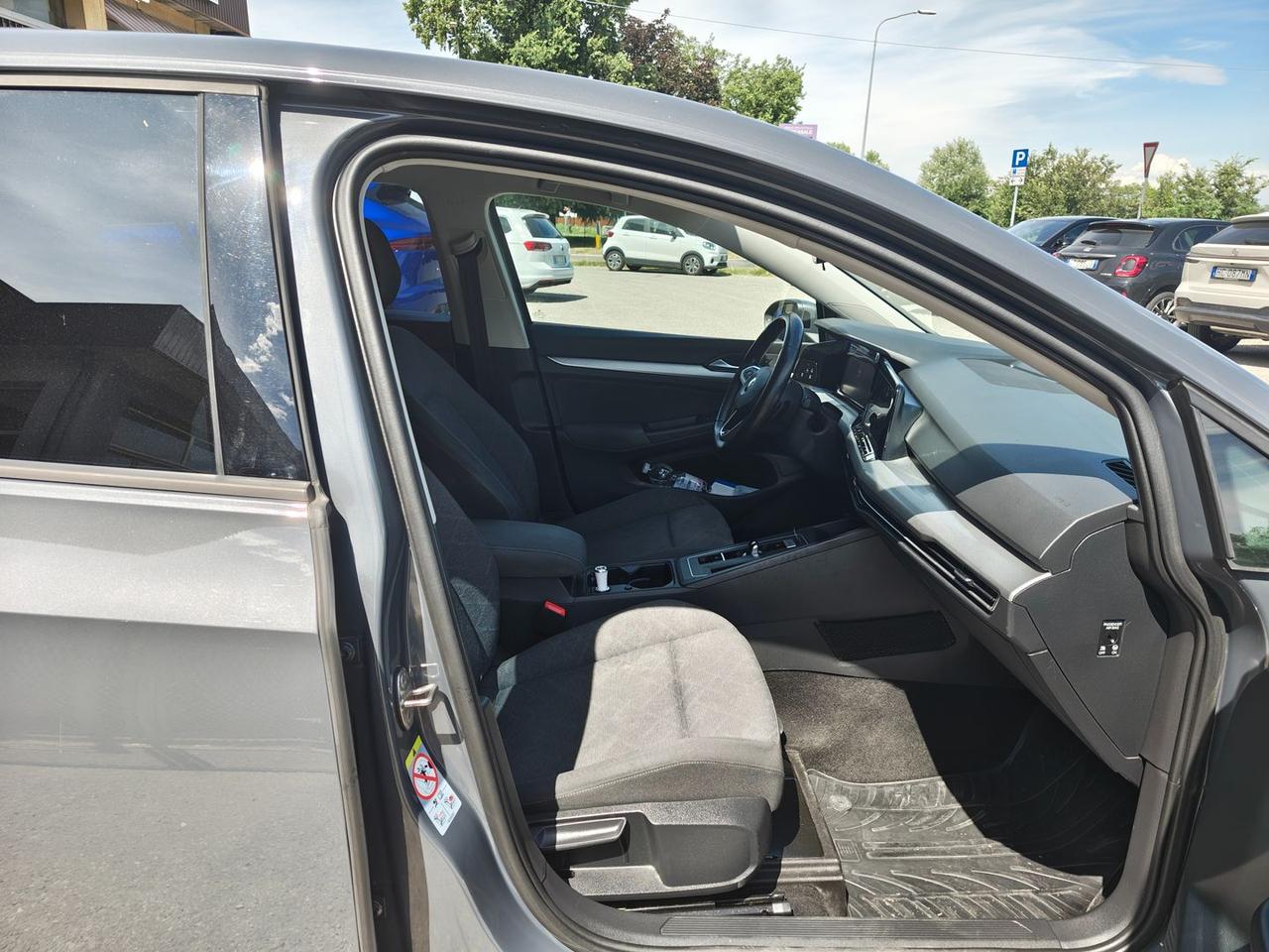 Volkswagen Golf Life 1.5 eTSI MHEV #11253