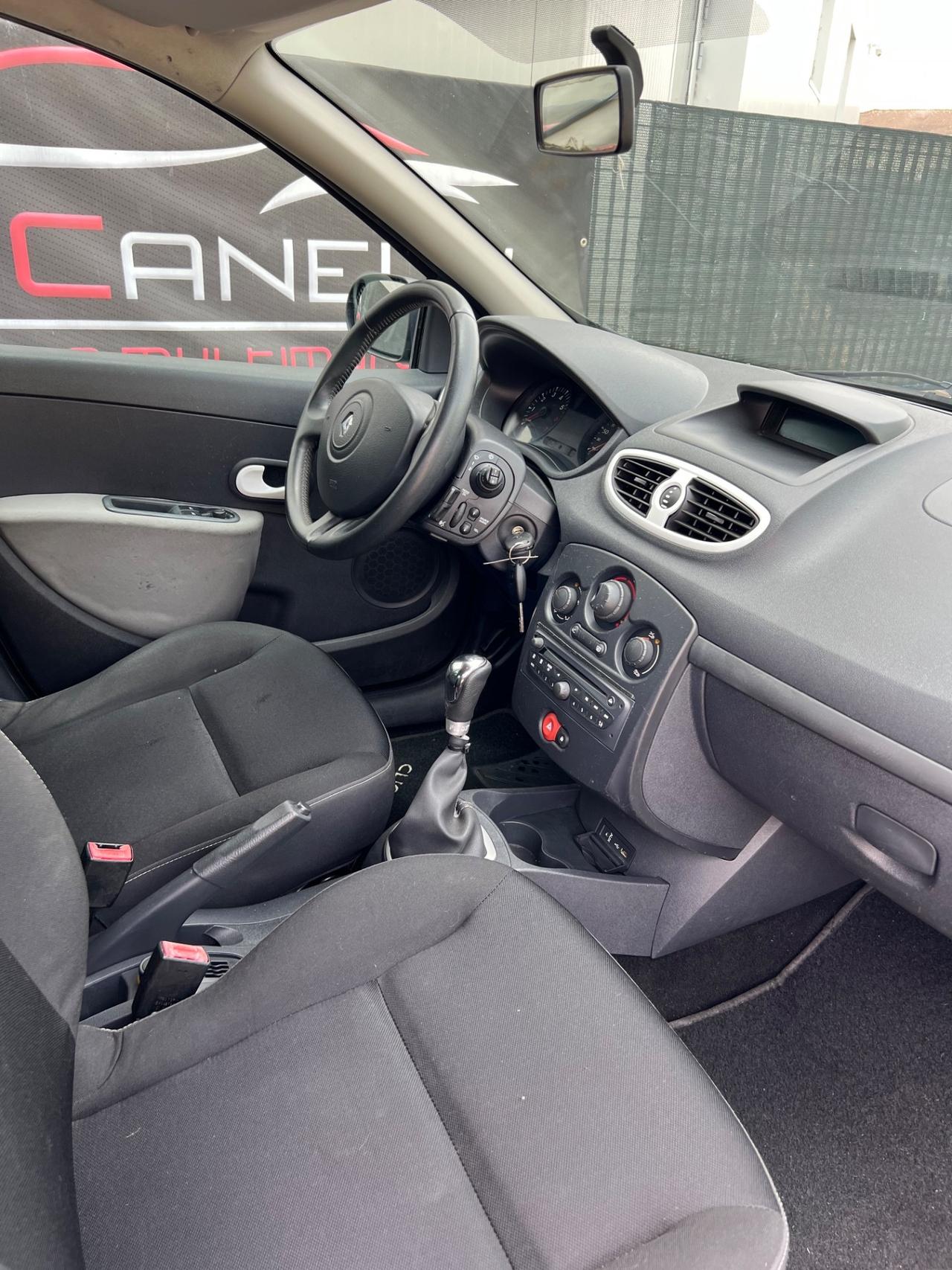 Renault Clio 1.2 16V 5 porte Yahoo!