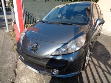 Peugeot 207 1.4 HDi 70CV 5p. ONE Line