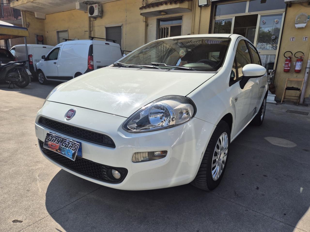 Fiat Punto 1.3 MJT II 75 CV 5 porte Street 2014