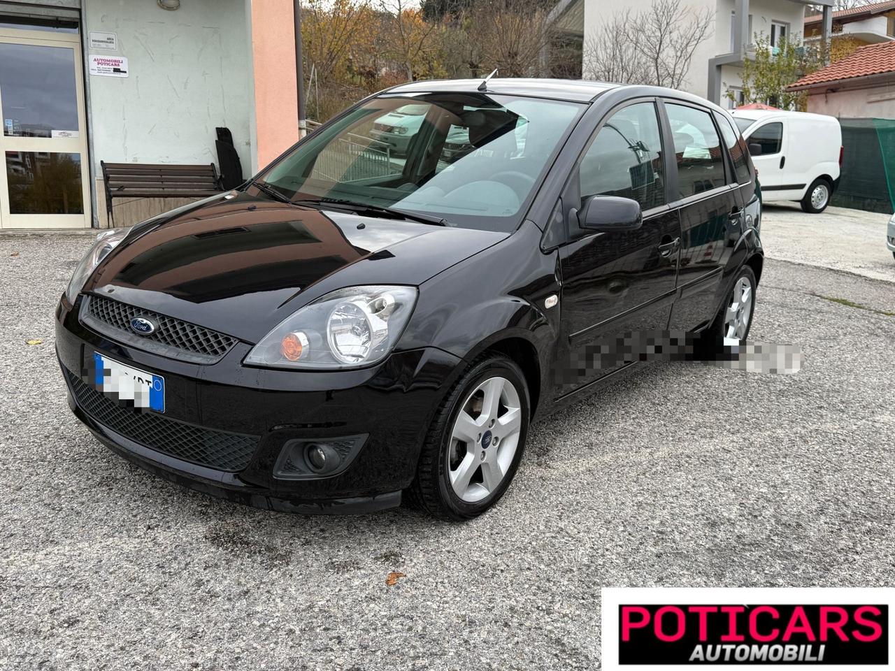 Ford Fiesta 1.5 TDCi 75CV 5