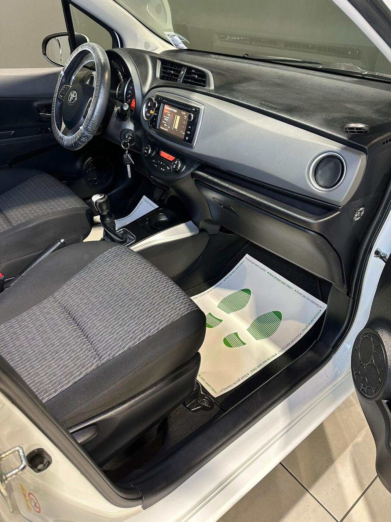 Toyota Yaris 1.0 5 porte Lounge